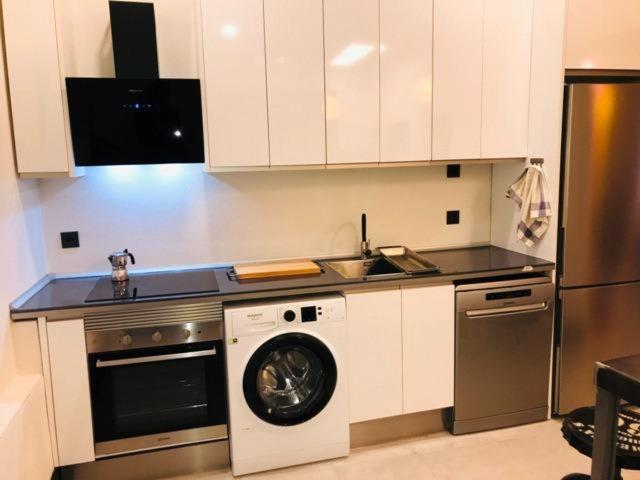 7 Beds, 3Bedr, Centro, Sol, Gran Via, Metro Noviciado, Callao Madrid Buitenkant foto